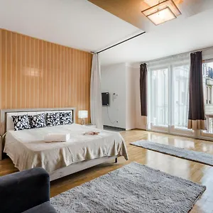  Apartment Bpr Timber Loft With Balcony