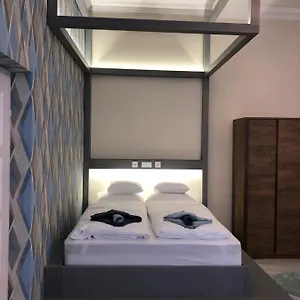 In Iv. Apartamento